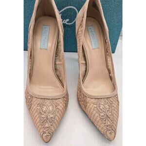 Betsey Johnson Women’s SB Nessa Beige Suede Stiletto 4.5" Heels Lace MOBWIFE